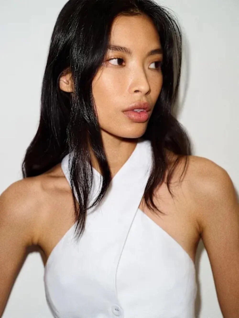 NWOT Reformation Tate Linen Top in White Sleeveless Halter Size 4